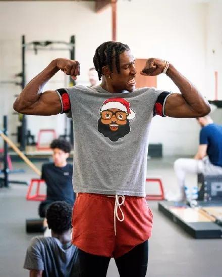 奥斯卡、约尼查助阵，怒放竞技场3V3街头足球赛玉溪站落幕