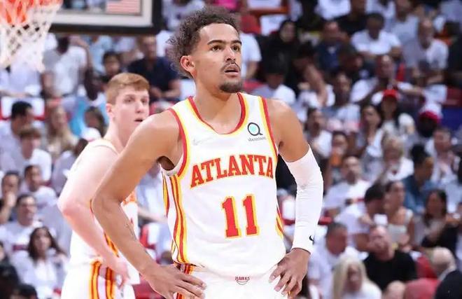 辽篮惨败广州赛后，付豪怒怼球迷，杨鸣说的实在，球迷：算啥东西